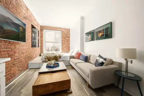 perry st, New York, NY 10014