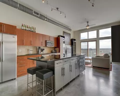 2124 E 6th St #395, Austin, TX 78702