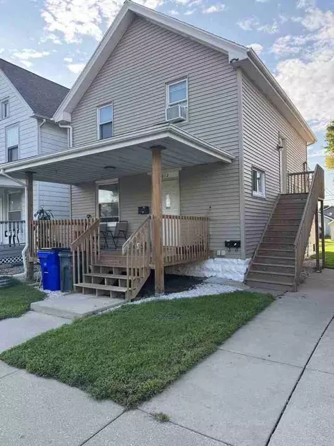612 4th Ave SW #612UPPER, Cedar Rapids, IA 52404