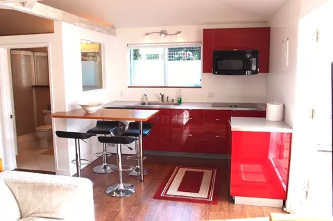 279 E 20th St, Costa Mesa, CA 92627