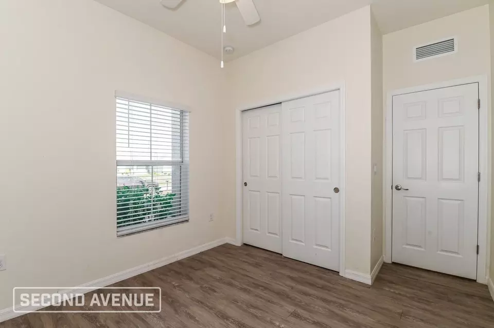  2923 NE 2nd Pl, Cape Coral, FL 33909 photo 18