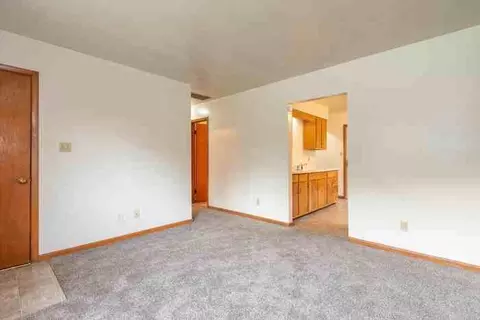 116 E 19th St, Bloomington, IN 47408 photo 3