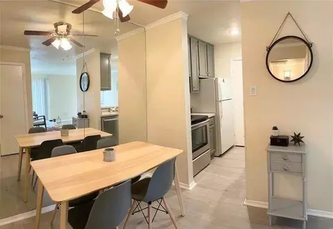 1810 N Garrett Ave #758, Dallas, TX 75206