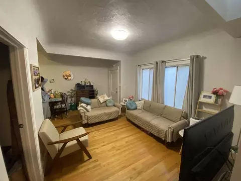 317 E 17th St, Oakland, CA 94606