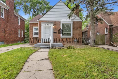 10037 Grayton St, Detroit, MI 48224