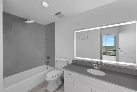 1111 Bering Dr #127, Houston, TX 77057