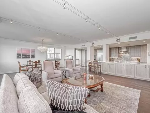 49 Briar Hollow Ln #2-51, Houston, TX 77027