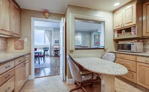 1111 Hermann Dr #2-1518, Houston, TX 77004