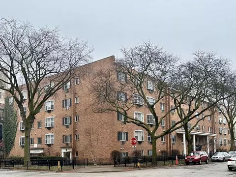 3825 N Pine Grove Ave #511, Chicago, IL 60613
