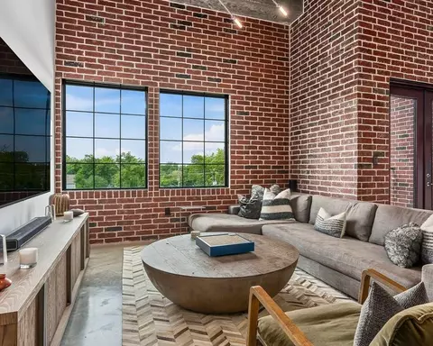 1111 Studewood St #1412, Houston, TX 77008