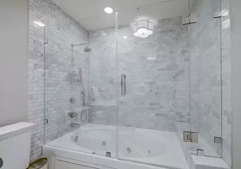 3333 Allen Pkwy #1228, Houston, TX 77019