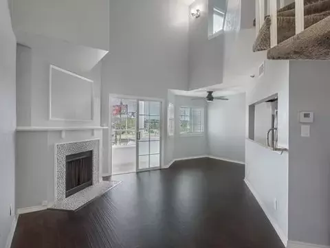 1010 Allen St #1927, Dallas, TX 75204