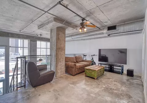 2000 Bagby St #104.321, Houston, TX 77002