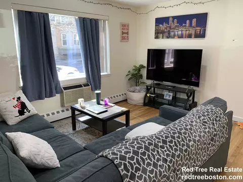 63 Parkman St #1A, Brookline, MA 02446