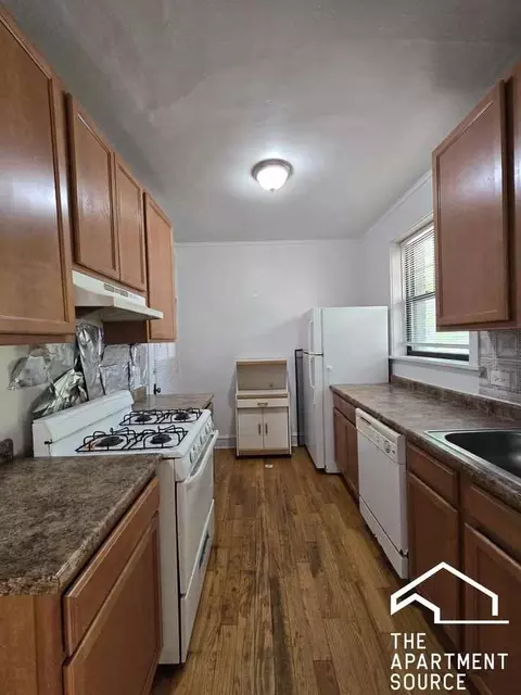 804 Sherman Ave #1, Evanston, IL 60202