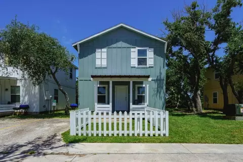 4212 Highway 35 S # 7, Rockport, TX 78382