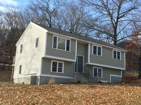 41 Blueberry Hill Rd #NA, Woburn, MA 01801