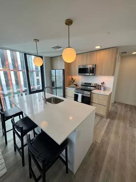 44 NW 32nd St #B3, Miami, FL 33127