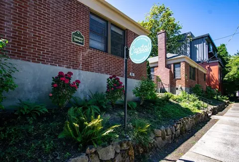 1952 NW Lovejoy St #3, Portland, OR 97209
