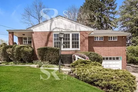 1312 Foxboro Dr, Monroeville, PA 15146