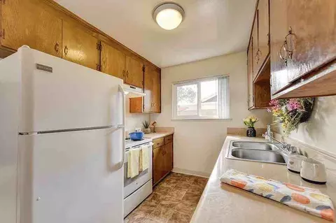 924 Mangrove Ave, Sunnyvale, CA 94086