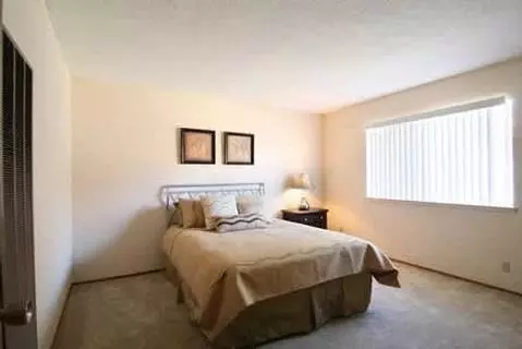 924 Mangrove Ave, Sunnyvale, CA 94086
