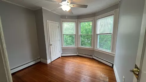 687 State St, Albany, NY 12203