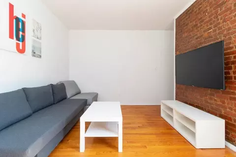 1 St Ave #1032063P, New York, NY 10009