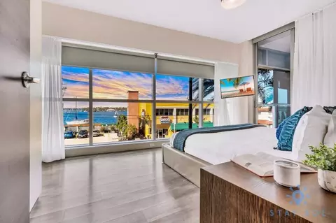 Undisclosed, Hollywood, FL 33019