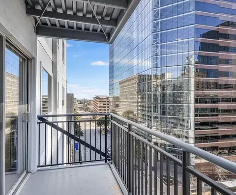 800 Brazos St #2005, Austin, TX 78701