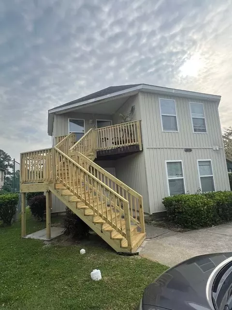 409 Tree Top Ct, Myrtle Beach, SC 29588