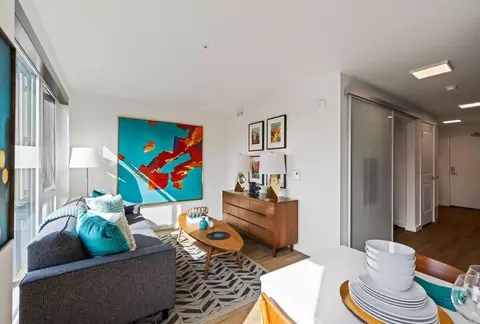 417 2nd Ave W, Seattle, WA 98119