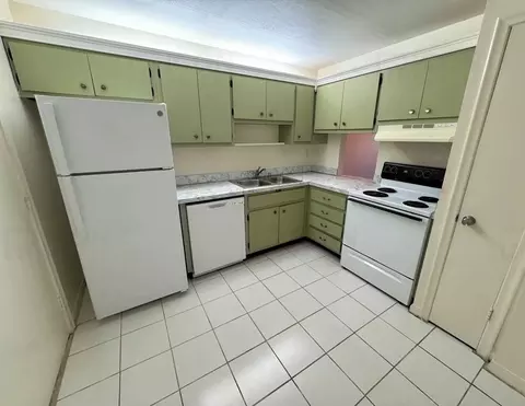 2060 NW 48th Ter #216, Lauderhill, FL 33313