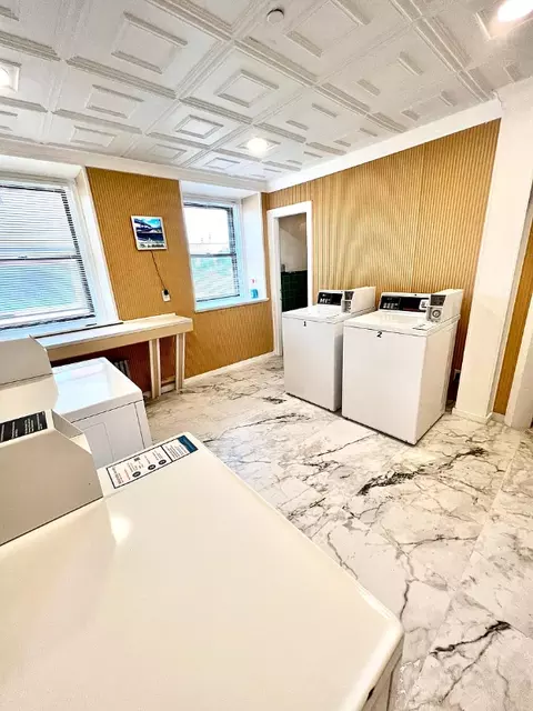 58 4th St #210, Fall River, MA 02721