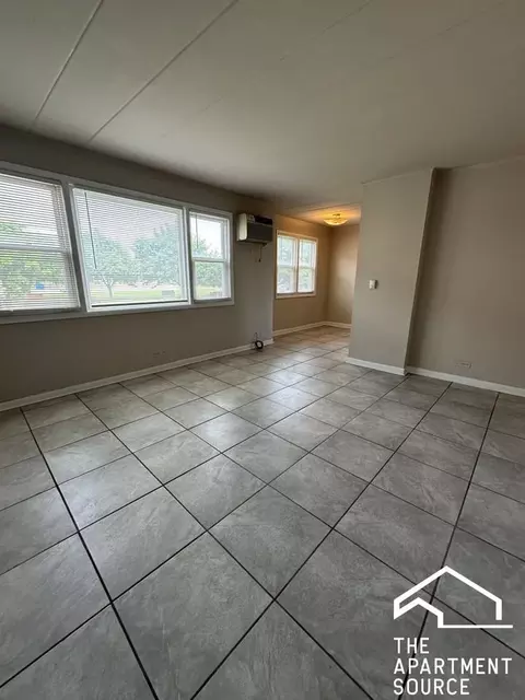 3810 25th Ave #4, Schiller Park, IL 60176