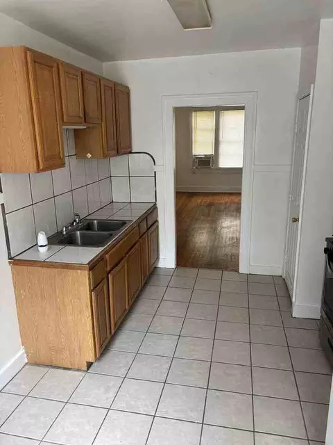 2680 North Blvd #3, Baton Rouge, LA 70806