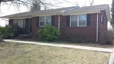 1801 W Meadowview Rd, Greensboro, NC 27403