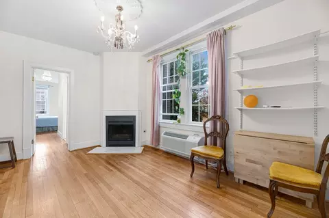 1125 Maryland Ave NE #10, Washington, DC 20002