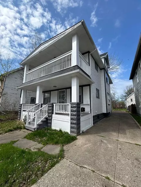2932 E 118th St #2, Cleveland, OH 44120