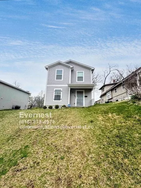 3918 Park Ave, Kansas City, MO 64130