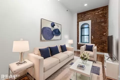 16 Howard Ave #1C, Brooklyn, NY 11221
