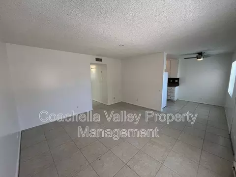 556 E Chuckwalla Rd #3, Palm Springs, CA 92262