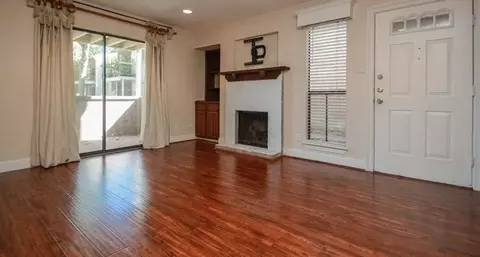 3500 Tangle Brush Dr #15.17, The Woodlands, TX 77381