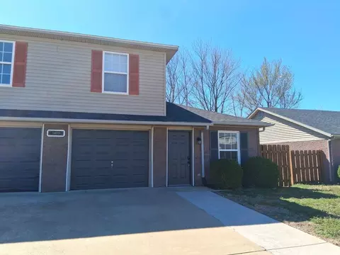 3409 SW Victoria Pl #1, Bentonville, AR 72712