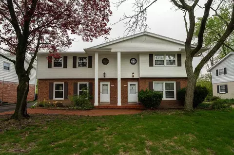 11827 W Diane Dr, Wauwatosa, WI 53226