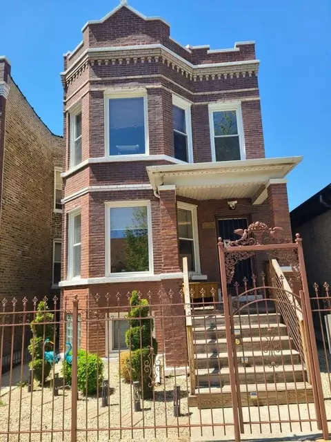 1438 N Central Park Ave #2, Chicago, IL 60651