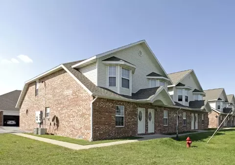 1401 W Frosty Dr, Ozark, MO 65721