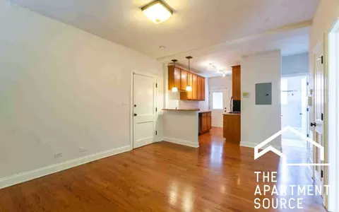 3437 N Lakewood Ave #3, Chicago, IL 60657