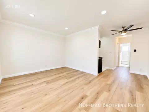 14024 Oxnard St #21, Los Angeles, CA 91401