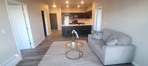 140 40th Street Dr SE, Cedar Rapids, IA 52403